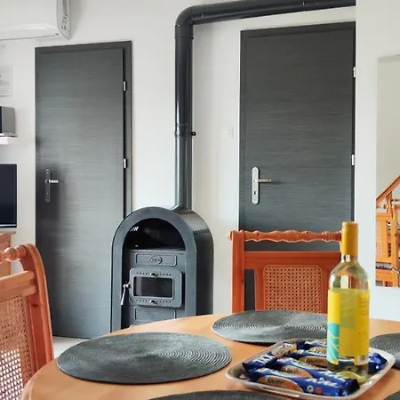 Holiday home Grey Line Badacsonytordemic